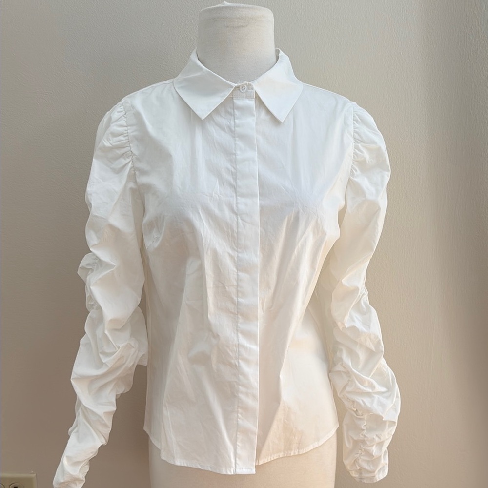 WALTER BAKER Women’s White Ruched Long Sleeve Button Down Shirt Size S NWT